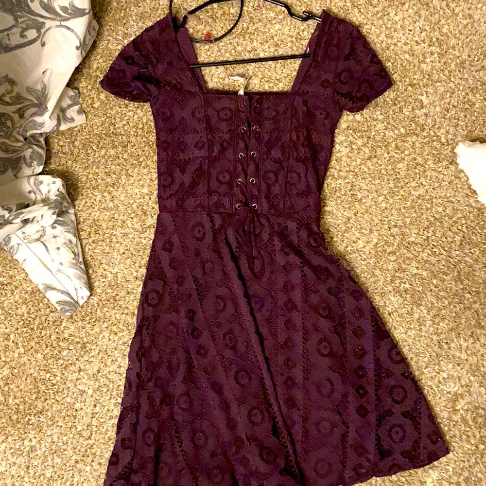 Aeropostale tie/Lacey dress